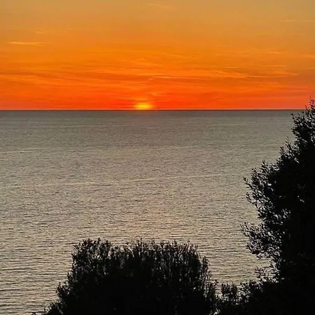 Sunrise Village Cilento * 皮肖塔